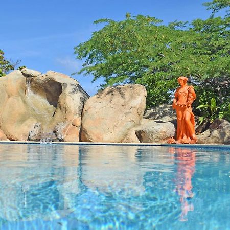 Villa Bougainvillea Aruba, The Tango Suite パームビーチ エクステリア 写真